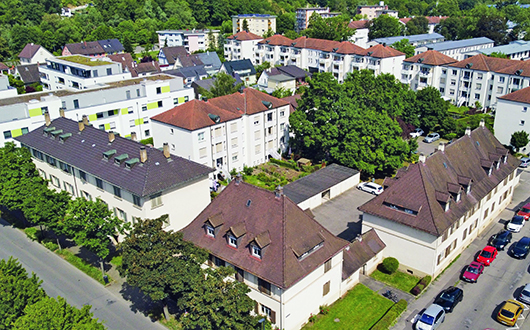 Luftbild der Gebäude Dammstraße 20, 24, 26 und Käppelestraße 1-3